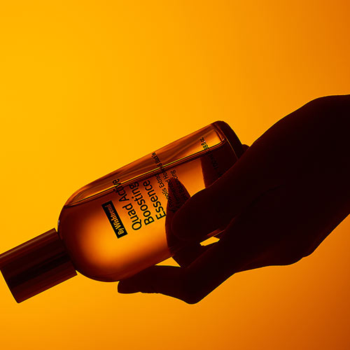 ByWishtrend Essence with Hand Silhouette