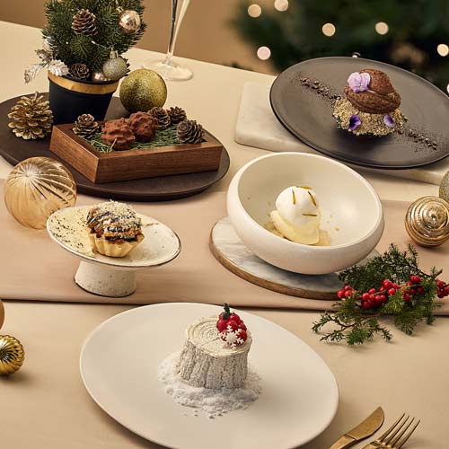 Godiva Holiday Dessert Plating