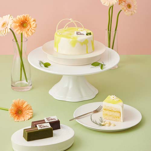 GODIVA cake and chocolate spring styling