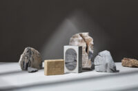 Jungle Botanics 클레이 비누와 박스 패키지, 그리고 암석 오브제 연출 Jungle Botanics clay soap and package with stone objects