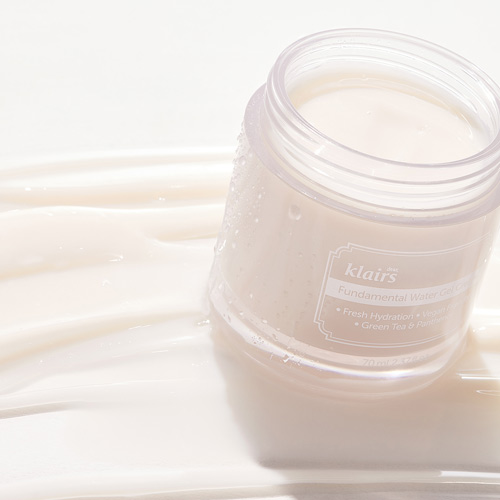 Klairs Gel Cream Texture Close-Up – Tactile Still Life