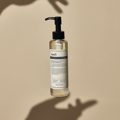 Gentle Black Cleansing Oil Floating Concept