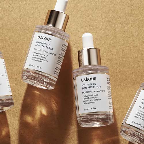 Oseque Hydrating Ampoule Flatlay