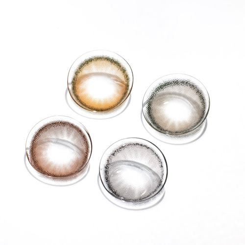 렌즈미 컬러 콘택트렌즈 4가지 색상이 정면에서 보이도록 배열된 이미지 A top view of four LensMe colored contact lenses with distinct patterns and hues