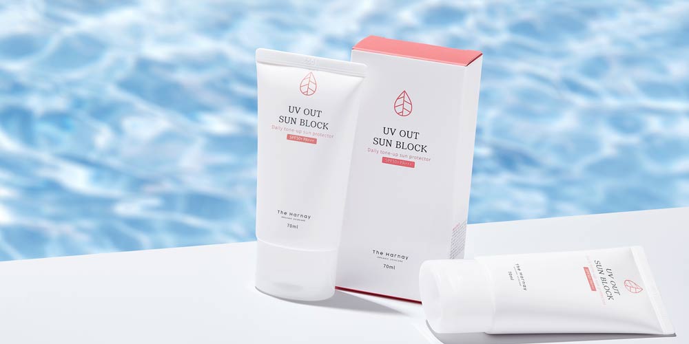 Poolside Visual of UV OUT Sunblock