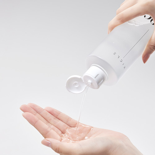 Vicle Toner Applied Directly to Hand