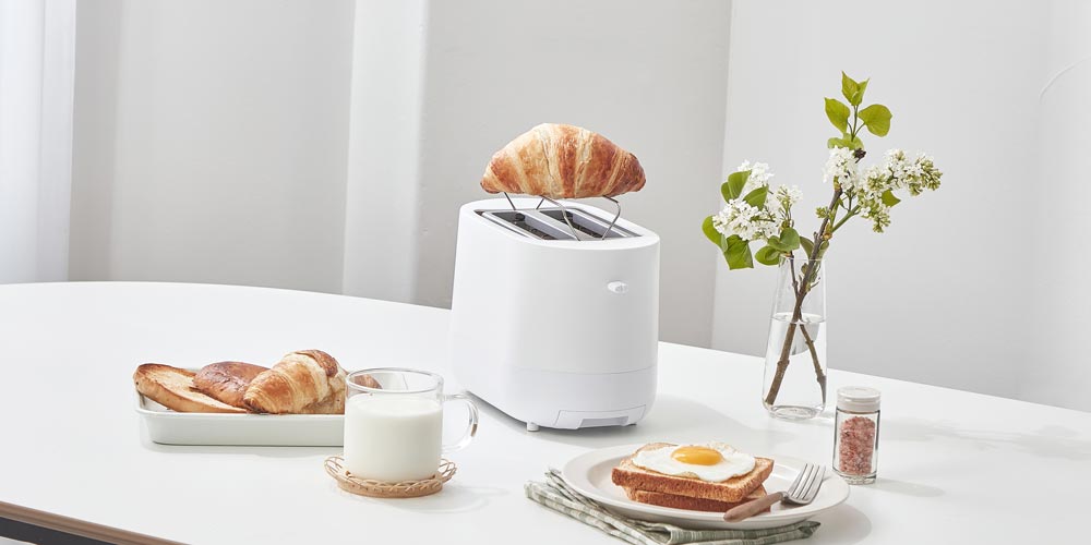 Jenniferroom White Toaster Croissant Breakfast
