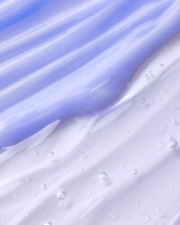 안티에이징클럽 블루리페어 제형 텍스처 클로즈업 이미지 Close-up image of Anti-Aging Club Blue Repair product texture